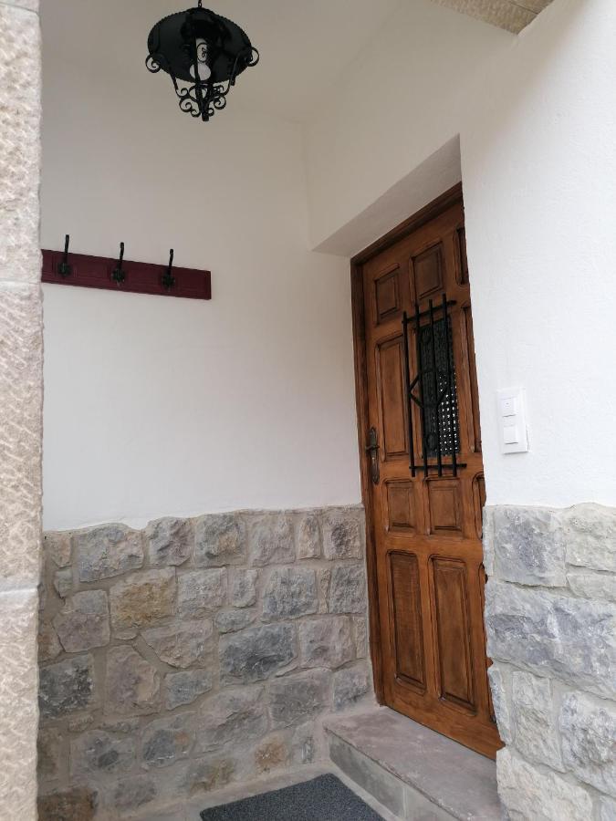 Casa Rural El Enebral En Potes Picos De Euopa Colio Esterno foto